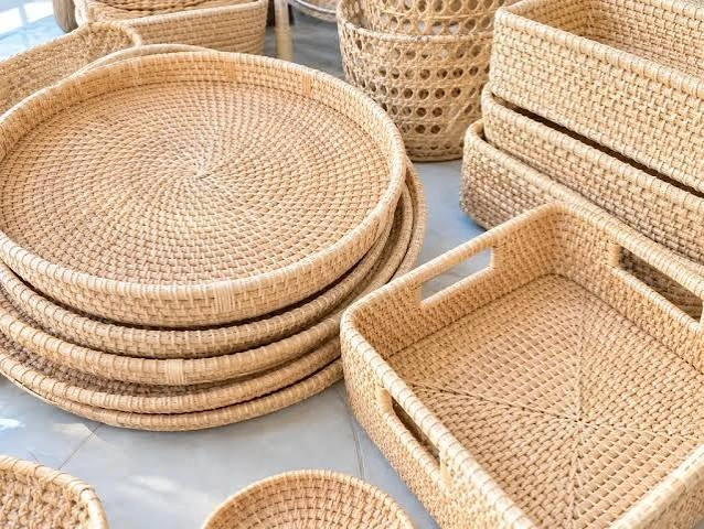 Artisan Hand-Coiled Rattan Nested Serving Trays (Set of 2)